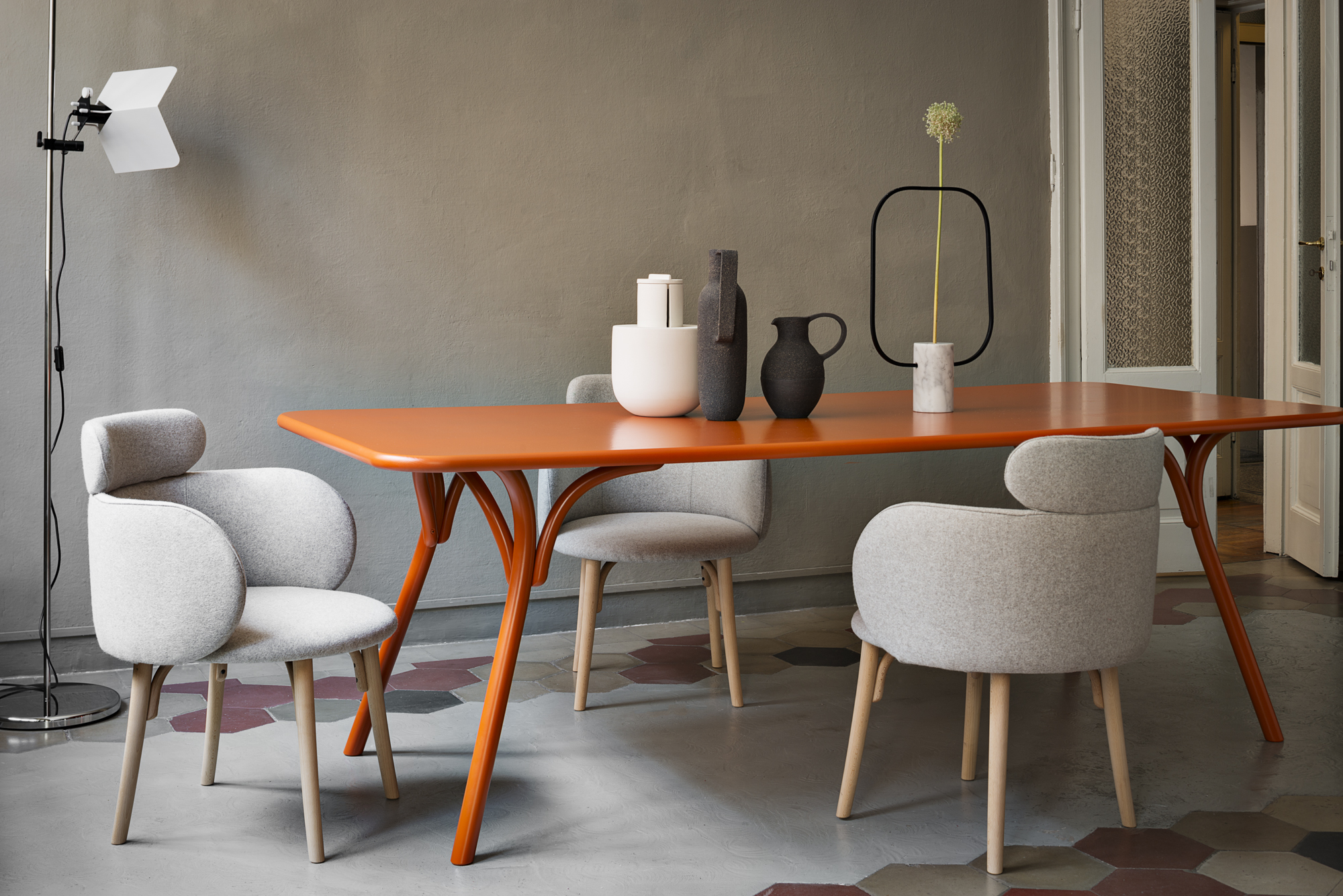 Gebrüder Thonet Vienna ou a renovação de uma marca histórica