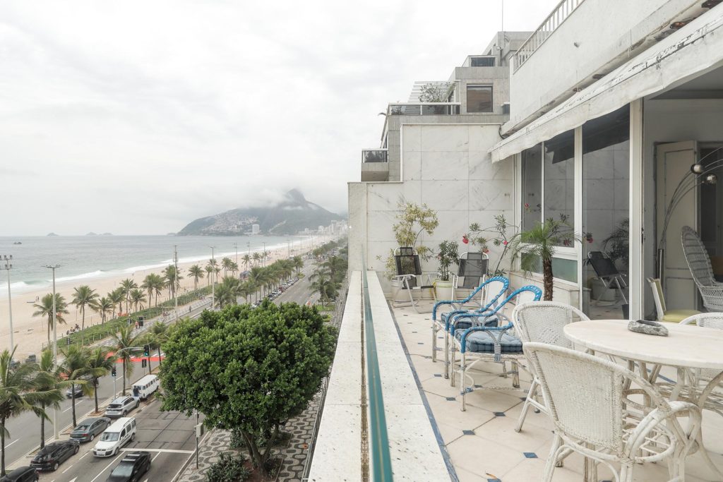 Reveillon à beira mar, Praia Rio de Janeiro. Cobertura de duplex alto padrão com vista para o mar.